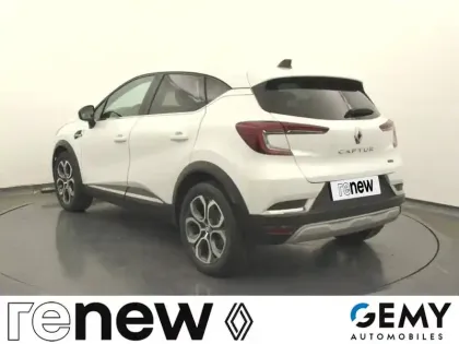 Photo 6 Renault Captur  E-Tech full hybrid 145