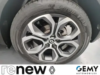 Photo 10 Renault Captur  E-Tech full hybrid 145