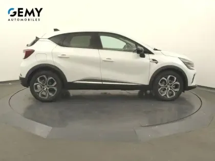 Photo 23 Renault Captur  E-Tech full hybrid 145