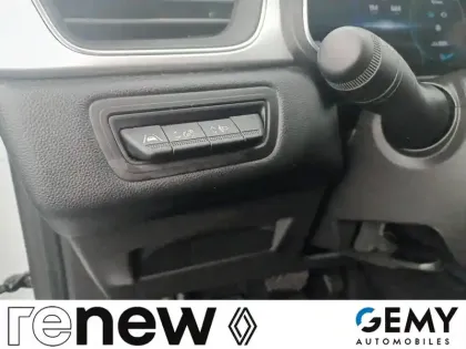 Photo 14 Renault Captur  E-Tech full hybrid 145