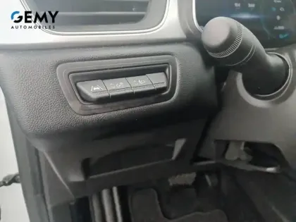 Photo 34 Renault Captur  E-Tech full hybrid 145