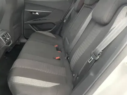 Photo 14 Peugeot 3008  Puretech 130ch S&S EAT8