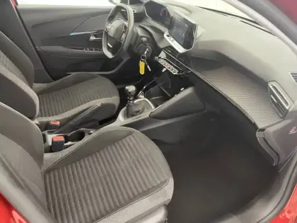 Photo 31 Peugeot 208  PureTech 100 S&S BVM6