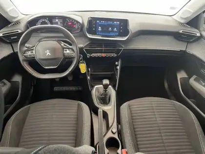 Photo 32 Peugeot 208  PureTech 100 S&S BVM6