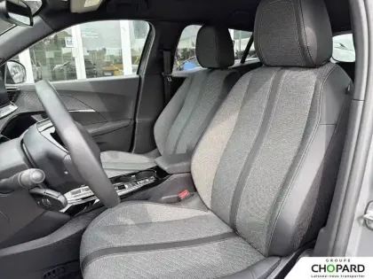 Photo 8 Peugeot 2008  Electrique 54 kWh 156 ch