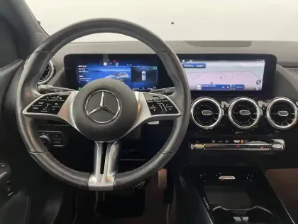 Photo 40 Mercedes Classe B  200 d 8G-DCT