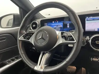 Photo 45 Mercedes Classe B  200 d 8G-DCT