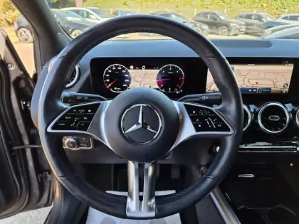Photo 13 Mercedes Classe B  200 d 8G-DCT