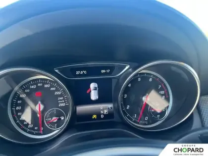 Photo 18 Mercedes GLA  180 7-G DCT