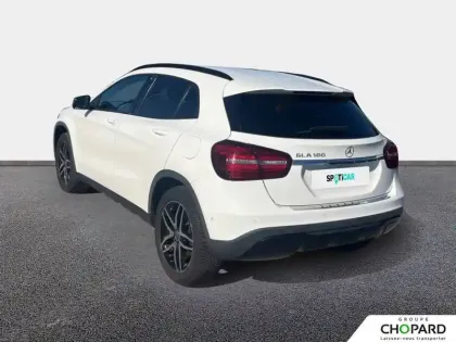 Photo 6 Mercedes GLA  180 7-G DCT
