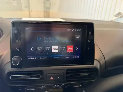 Photo 38 Peugeot Rifter  Standard BlueHDi 130 S&S BVM6