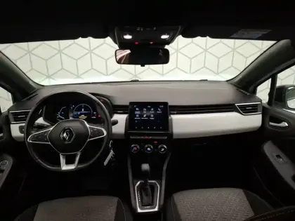 Photo 42 Renault Clio  E-Tech 140 - 21N