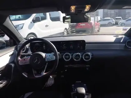 Photo 9 Mercedes Classe A  200 d 8G-DCT