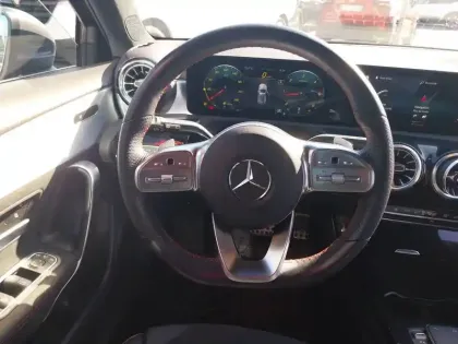 Photo 14 Mercedes Classe A  200 d 8G-DCT