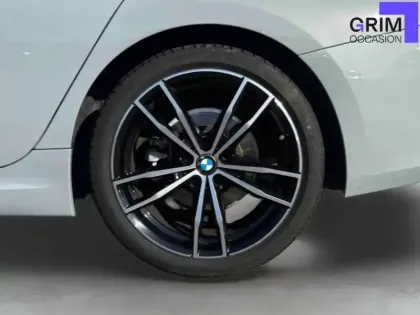 Photo 15 BMW Serie 3 320d 190 ch BVA8