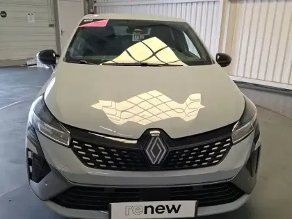 Photo 22 Renault Clio  E-Tech full hybrid 145