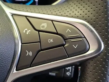 Photo 39 Renault Clio  E-Tech full hybrid 145
