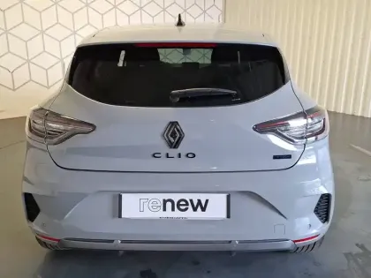 Photo 12 Renault Clio  E-Tech full hybrid 145