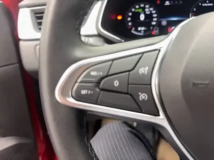 Photo 41 Renault Captur  mild hybrid 140