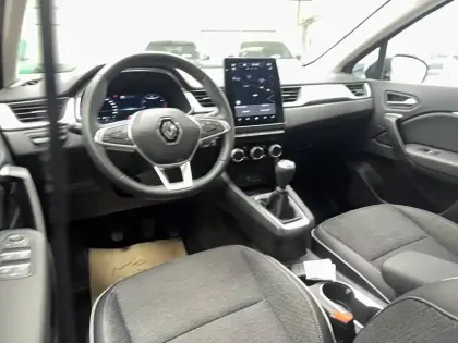 Photo 30 Renault Captur  mild hybrid 140