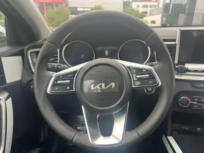 Photo 31 Kia Ceed  SW 1.5 T-GDi 140 ch BVM6