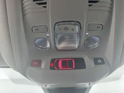 Photo 20 Citroën C5 aircross  Hybride Rechargeable 225 e-EAT8