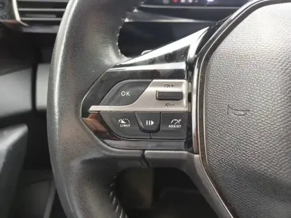 Photo 18 Peugeot 308  SW BlueHDi 130ch S&S EAT8