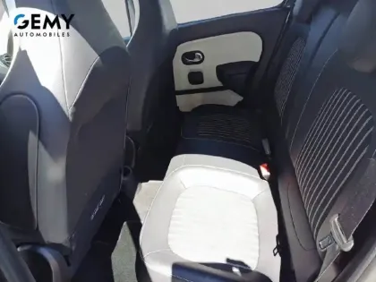 Photo 9 Renault Twingo  III E-Tech