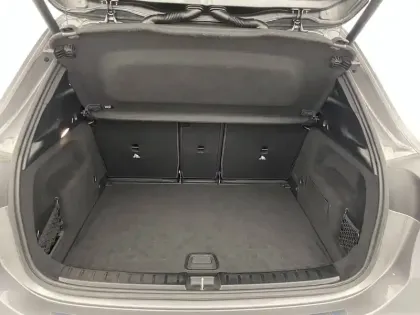 Photo 35 Mercedes GLA  250 e Hybrid EQ 8G-DCT