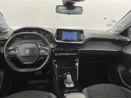 Photo 31 Peugeot 208  Electrique 50 kWh 136ch