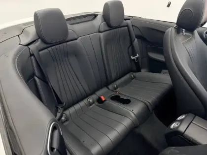Photo 13 Mercedes Classe E  Cabriolet 200 EQBoost 9G-Tronic