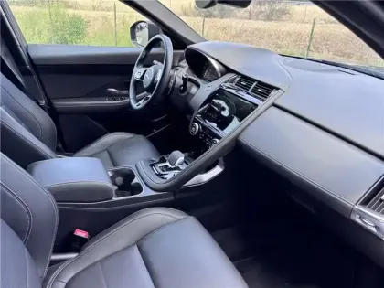 Photo 50 Jaguar E-Pace P300E CH PHEV AWD BVA