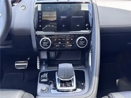 Photo 57 Jaguar E-Pace P300E CH PHEV AWD BVA