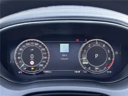 Photo 32 Jaguar E-Pace P300E CH PHEV AWD BVA