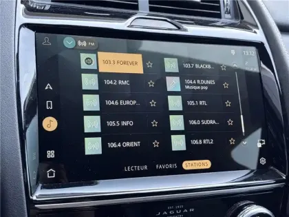 Photo 28 Jaguar E-Pace P300E CH PHEV AWD BVA