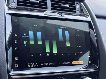 Photo 71 Jaguar E-Pace P300E CH PHEV AWD BVA