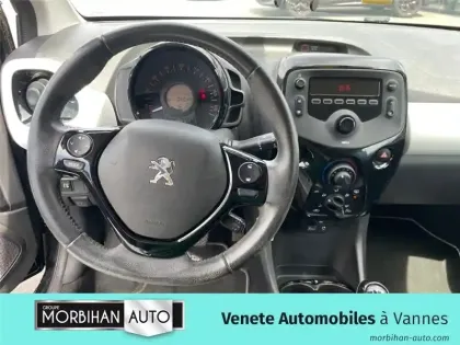Photo 61 Peugeot 108 1.2 PURETECH 82CH BVM5