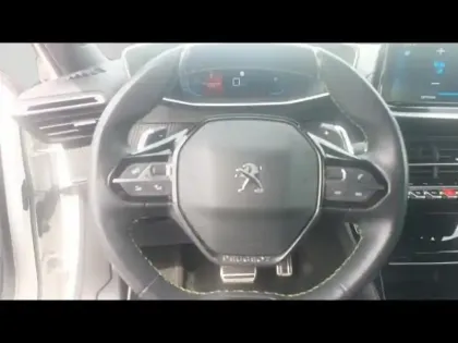 Photo 12 Peugeot 2008  1.2 PureTech 130ch S&S GT EAT8