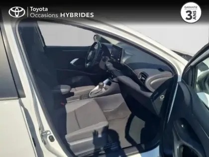 Photo 5 Toyota Yaris  116h Dynamic 5p MY22