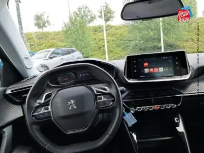 Photo 14 Peugeot 2008  1.2 PureTech 130ch S&S Active EAT8