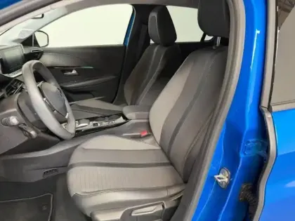 Photo 8 Peugeot 208  e- 136 Allure Pack Carplay Camera Led