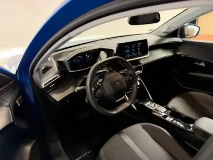 Photo 7 Peugeot 208  e- 136 Allure Pack Carplay Camera Led