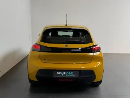 Photo 5 Peugeot 208  e- 136 Style  Carplay Led