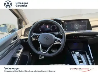 Photo 14 Volkswagen Golf  1.5 eTSI OPF 130ch R-Line DSG7
