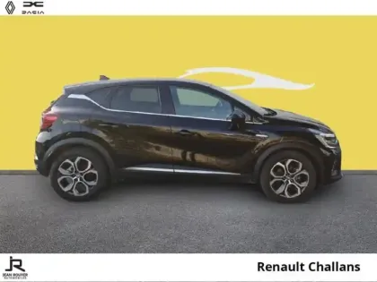Photo 12 Renault Captur  1.6 E-Tech hybride 145ch Techno