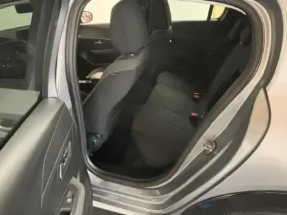 Photo 11 Peugeot 208  e- 136 Style Camera 180 Carplay Led