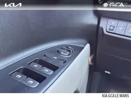 Photo 11 Kia Stonic  1.0 T-GDi 120ch MHEV GT Line Premium DCT7