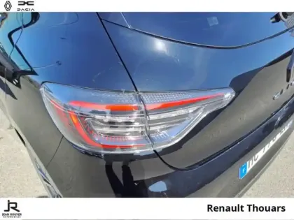 Photo 13 Renault Clio  1.6 E-Tech 145ch full hybrid Techno - 24