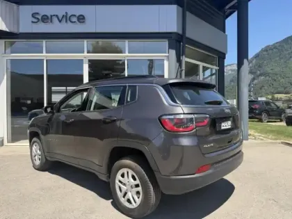 Photo 14 Jeep Compass  2.0 MultiJet II 140ch Longitude 4x4
