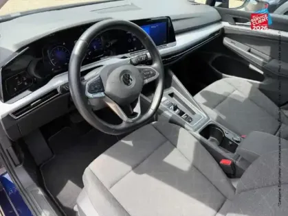 Photo 14 Volkswagen Golf  1.5 eTSI OPF 150ch Life DSG7